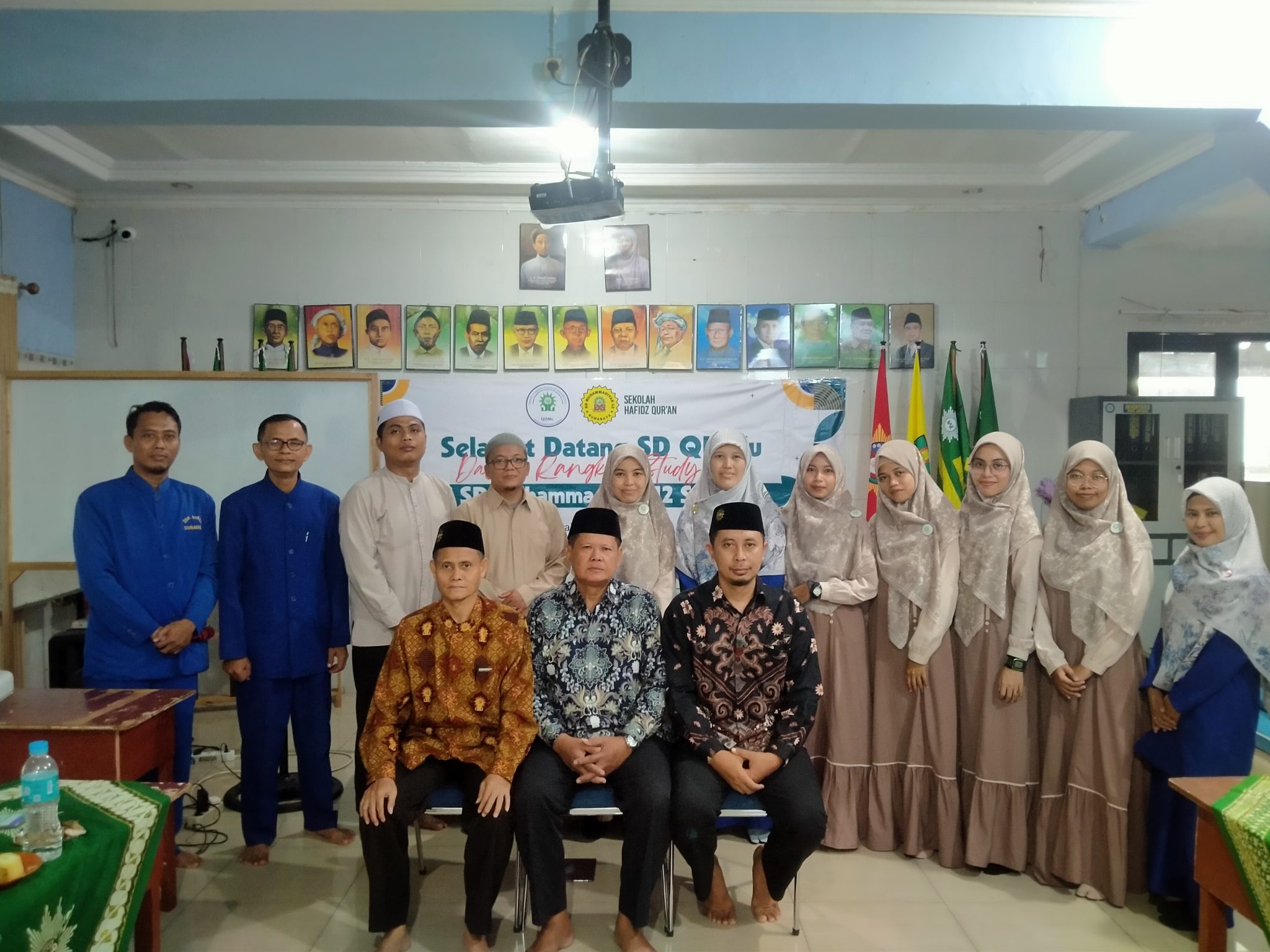 Study Tiru SD QISMu Sumenep di SHQ SD Muhammadiyah 12 Surabaya